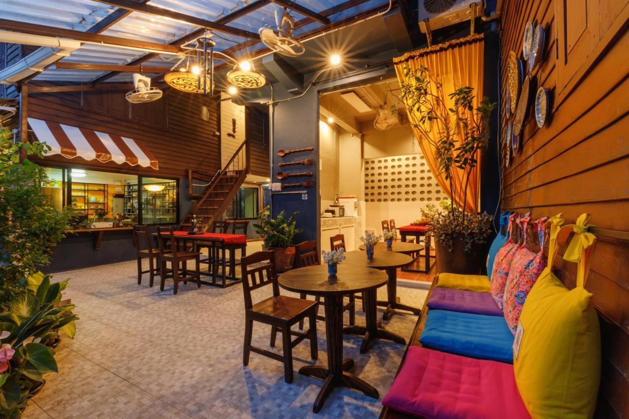 Ilili House Hostel Chiang Mai Buitenkant foto
