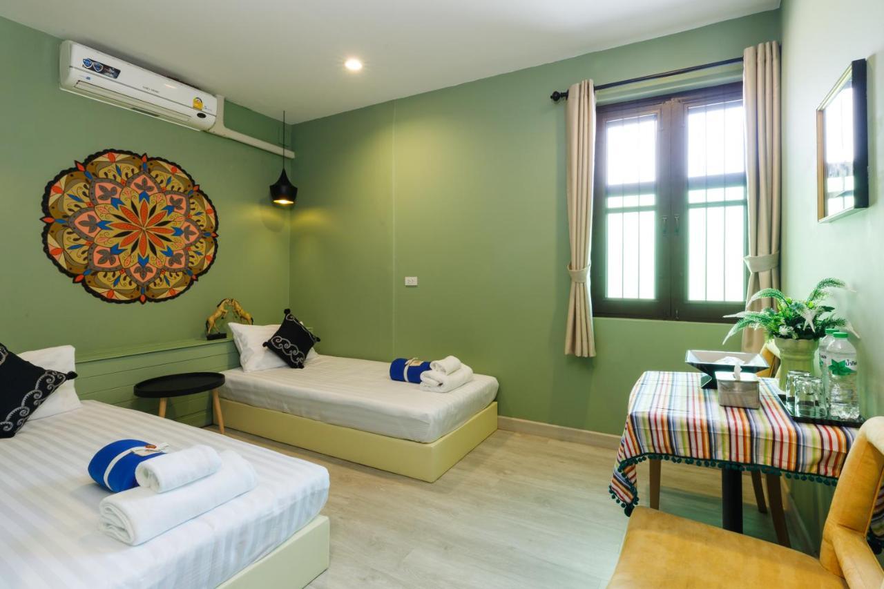 Ilili House Hostel Chiang Mai Buitenkant foto